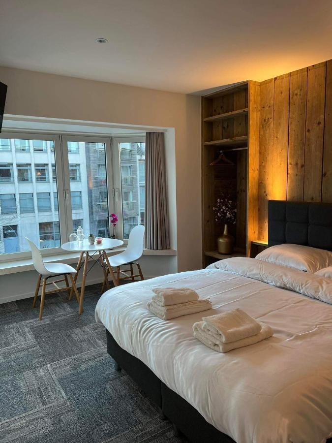 Grote Kamer In Brugge Centrum Met Badkamer ! Extérieur photo